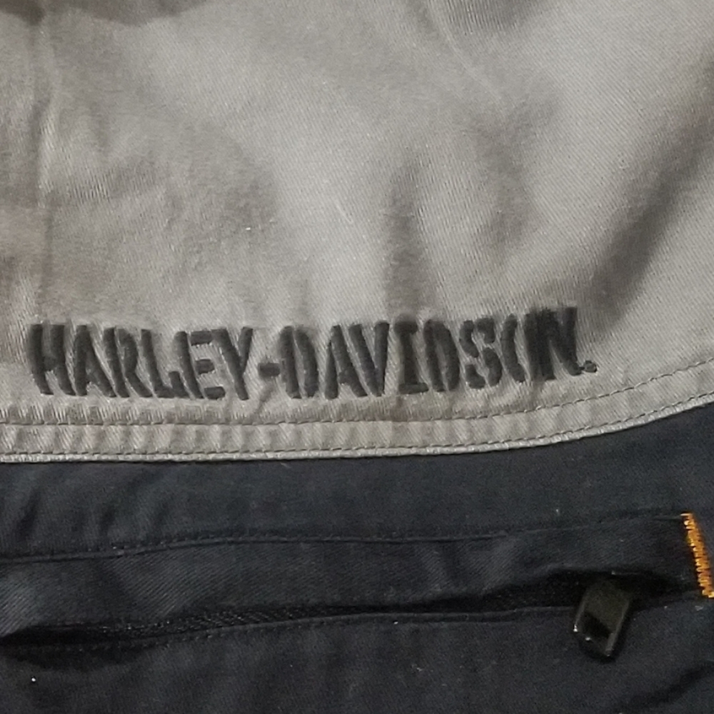 Harley Davidson button front